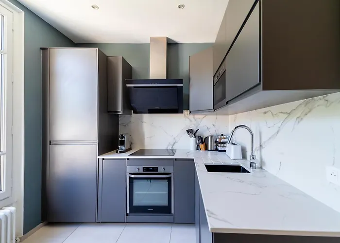 Villa La Belle Adresse Chic, Calme&spacieuse Versailles